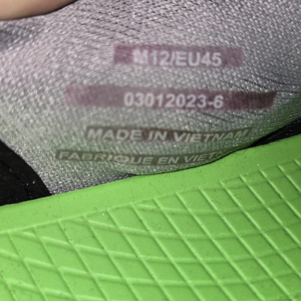 Oofos Oomg Men's Fibre Low Slip On Black Shoe Lightweight Size 12 - Picture 7 of 7